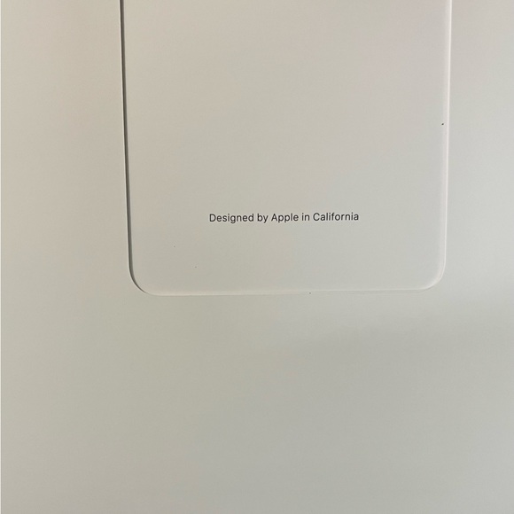 Apple GEN6 (2023) Black Magic Keyboard. Perfect condition, hardly used. $250 - Picture 2 of 12